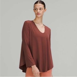 NWT size 10 Lululemon Nulu relaxed fit yoga top